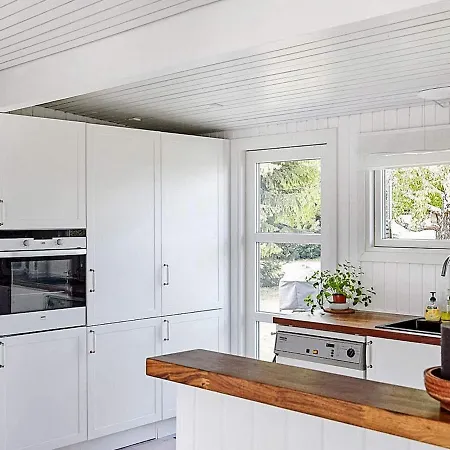 Vakantiehuis 5 Star Holiday Home In Asn S